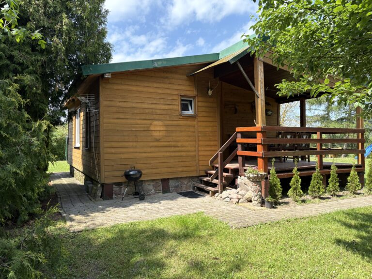 Domek I taras, grill, widok na stawy